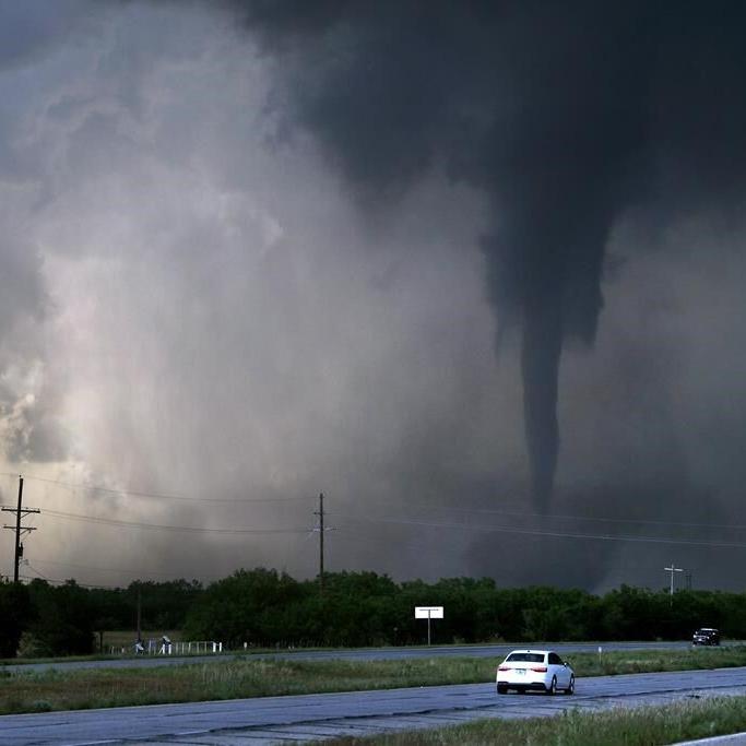 After deadly Oklahoma tornado, storms bring twisters to the Midwest